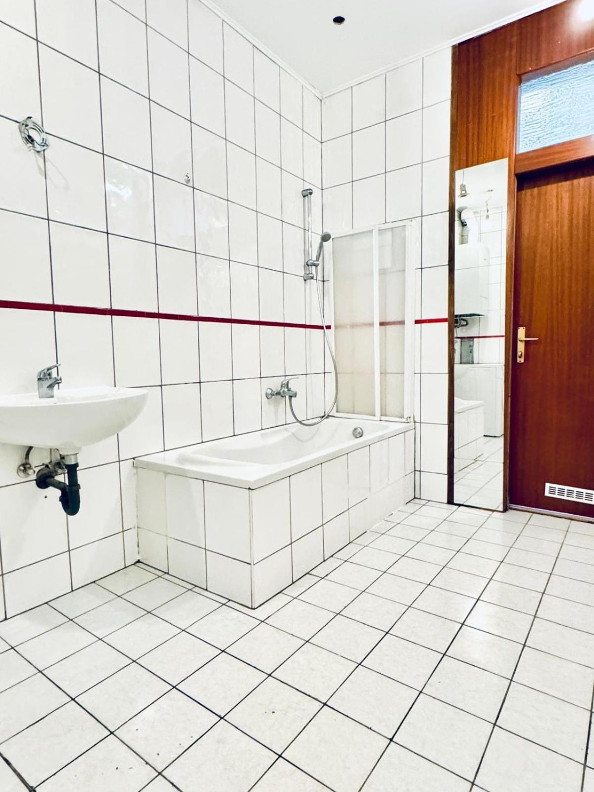5br Shared Ideal For Groups 7 Min To Westbahnhof Appartement *